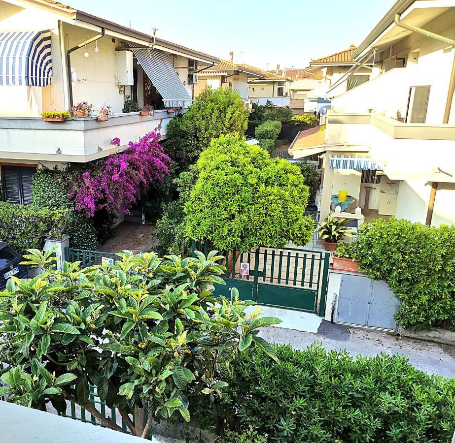 Tra Puccini Ed Il Mare Apartment Torre del Lago Puccini Ngoại thất bức ảnh