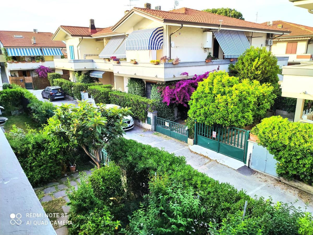 Tra Puccini Ed Il Mare Apartment Torre del Lago Puccini Ngoại thất bức ảnh