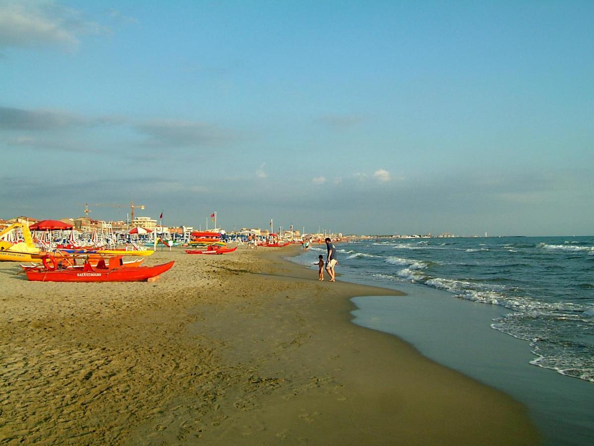 Tra Puccini Ed Il Mare Apartment Torre del Lago Puccini Ngoại thất bức ảnh