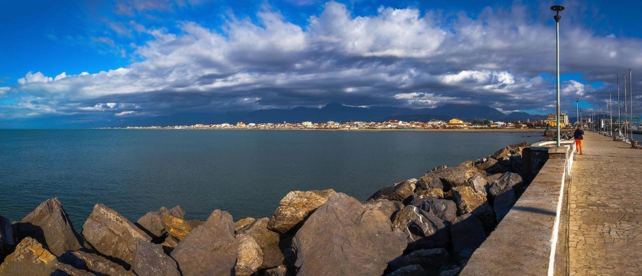 Tra Puccini Ed Il Mare Apartment Torre del Lago Puccini Ngoại thất bức ảnh